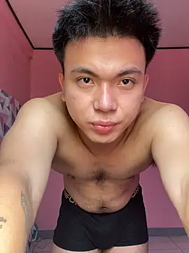 Snapshot of JerichoGutierez chatting on 07-07-26, 04:15 JerichoGutierez online show from 07-07-26, 04:15