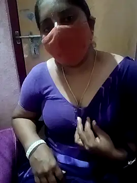 Snapshot of Jessi_25 chatting on 12-01-25, 05:29 Jessi 25 online show from 12-01-25, 05:29