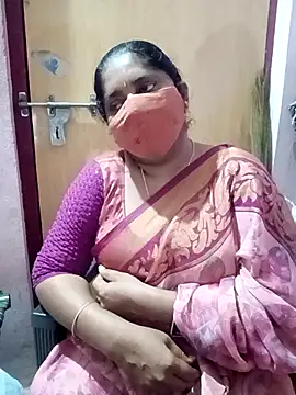 Snapshot of Jessi_25 chatting on 12-02-25, 09:21 Jessi 25 online show from 12-02-25, 09:21