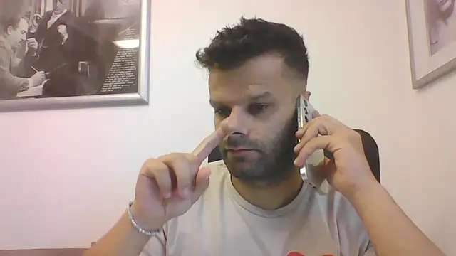 Snapshot of FROCETTO93 chatting on 09-11-25, 07:30 FROCETTO93 online show from 09-11-25, 07:30