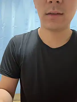 Snapshot of suzaku1229 chatting on 10-17-25, 12:19 suzaku1229 online show from 10-17-25, 12:19