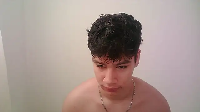 zeus 181 online show from 12-22-25, 01:41