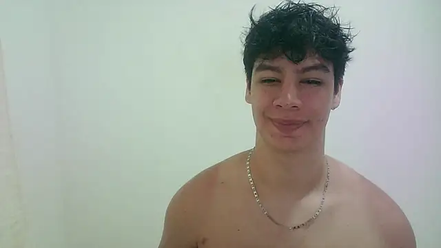 Snapshot of zeus_181 chatting on 07-08-26, 10:58 zeus 181 online show from 07-08-26, 10:58