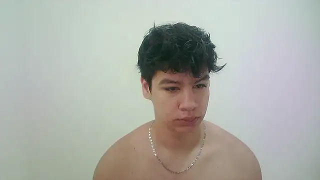 Snapshot of zeus_181 chatting on 07-17-26, 12:56 zeus 181 online show from 07-17-26, 12:56