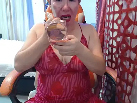 Snapshot of VerySexyCeline chatting on 10-16-25, 09:10 VerySexyCeline online show from 10-16-25, 09:10