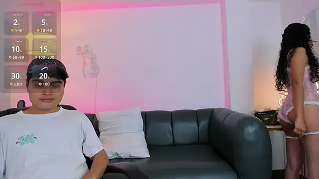 Snapshot of Molly_sweetlove chatting on 11-06-25, 06:20 Molly sweetlove online show from 11-06-25, 06:20