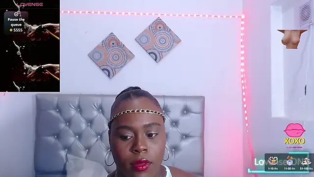 Snapshot of biigass_ebony chatting on 09-19-25, 03:41 biigass ebony online show from 09-19-25, 03:41