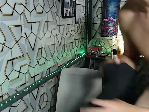 Snapshot of darryl_hugecok chatting on 09-22-25, 10:34 darryl hugecok online show from 09-22-25, 10:34