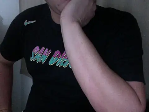 Snapshot of zeusmasterhorny chatting on 09-09-25, 01:38 zeusmasterhorny online show from 09-09-25, 01:38