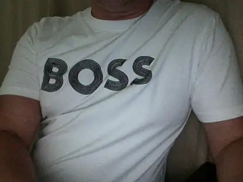 Snapshot of zeusmasterhorny chatting on 09-25-25, 02:59 zeusmasterhorny online show from 09-25-25, 02:59