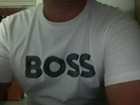 Snapshot of zeusmasterhorny chatting on 10-08-25, 03:04 zeusmasterhorny online show from 10-08-25, 03:04