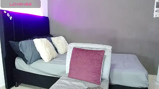 Matteo12  online show from 03-19-26, 03:43