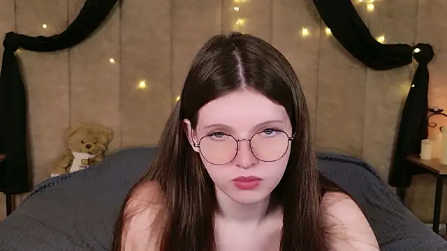 Gaby Essen online show from 02-25-26, 08:40