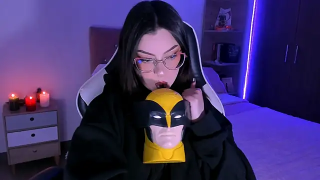 OphelianaRose33 online show from 11-28-25, 11:07