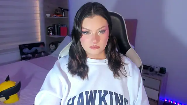 OphelianaRose33 online show from 07-16-26, 07:31