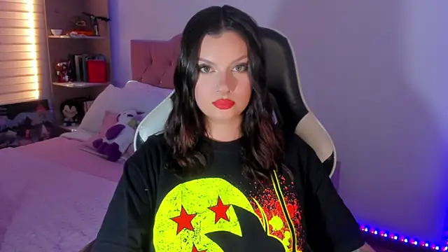 OphelianaRose33 online show from 07-24-26, 07:45