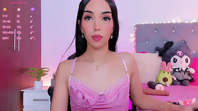 jazlyn G online show from 07-15-26, 07:13