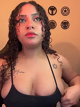 Snapshot of Kass_1 chatting on 02-17-26, 01:24 Kass 1 online show from 02-17-26, 01:24