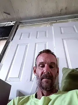 Snapshot of Hungwell1515 chatting on 10-29-25, 12:51 Hungwell1515 online show from 10-29-25, 12:51