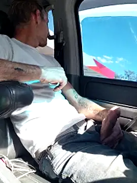 Snapshot of Hungwell1515 chatting on 02-04-26, 06:25 Hungwell1515 online show from 02-04-26, 06:25