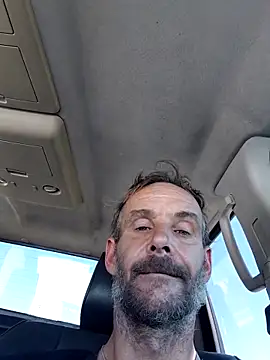 Snapshot of Hungwell1515 chatting on 03-18-26, 04:43 Hungwell1515 online show from 03-18-26, 04:43