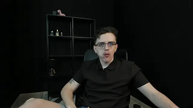 FelixStarkk online show from 05-12-26, 05:26