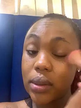 ItsMsBankss02 online show from 09-13-25, 11:43