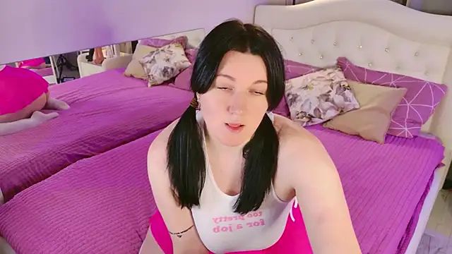 love me  tonight  online show from 11-04-25, 10:20