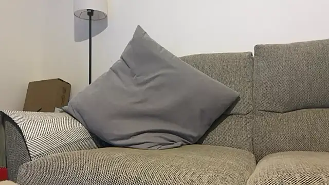 Snapshot of That_English_Rose_ chatting on 01-07-26, 06:27 That English Rose online show from 01-07-26, 06:27