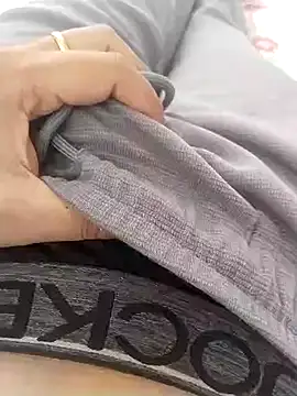 zorhotty online show from 06-26-26, 04:28