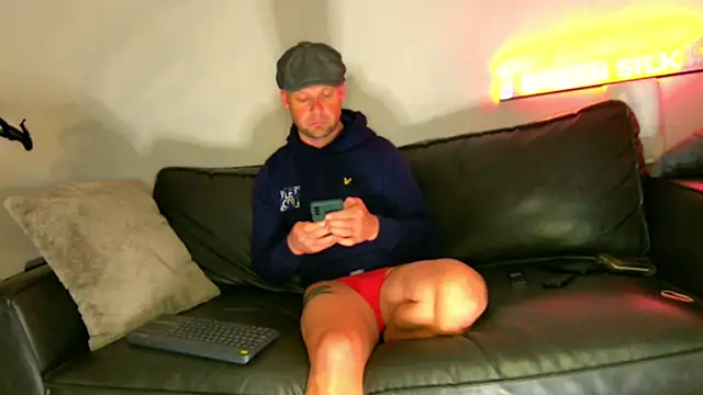 BRIANSILK77 online show from 03-04-26, 09:54