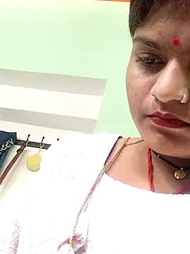 Hot mirchjii online show from 09-13-25, 06:57