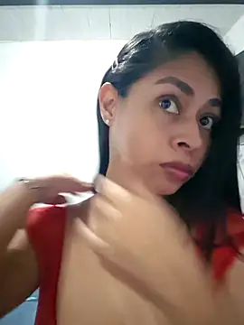 Snapshot of daliataleboficiall chatting on 10-24-25, 06:04 daliataleboficiall online show from 10-24-25, 06:04