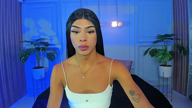 keytinthomson  online show from 04-06-26, 07:37