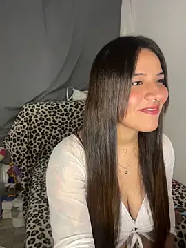 Snapshot of Linda_Bellucci chatting on 05-29-26, 11:14 Linda Bellucci online show from 05-29-26, 11:14