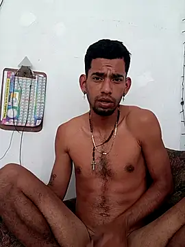 Snapshot of Negritohot2828 chatting on 01-19-26, 01:37 Negritohot2828 online show from 01-19-26, 01:37