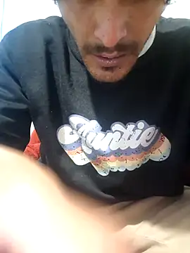 Golonzo1996 online show from 04-13-26, 09:48