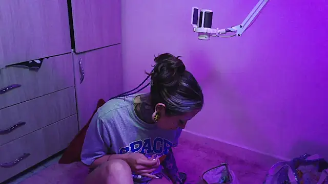 vainilla doll online show from 04-07-26, 02:45