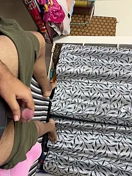 Yourslovingdick online show from 03-16-26, 05:44