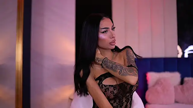 KimNatty online show from 12-16-25, 02:22