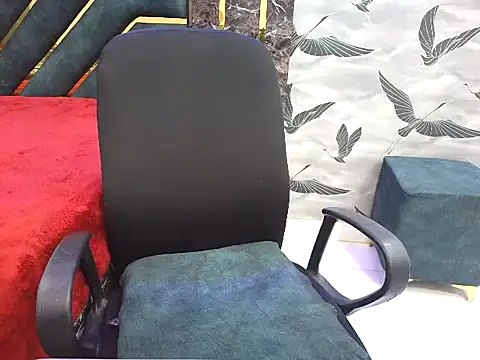 Urlove lily online show from 07-12-26, 07:05