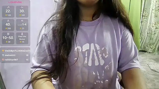 Snapshot of Naina_007 chatting on 10-01-25, 06:58 Naina 007 online show from 10-01-25, 06:58