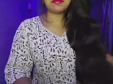 Snapshot of Naina_007 chatting on 10-14-25, 05:58 Naina 007 online show from 10-14-25, 05:58