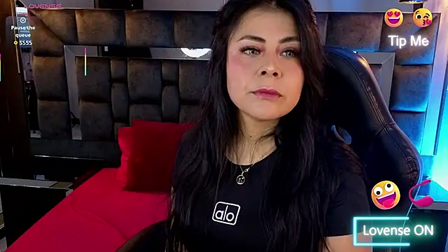 Aniajoness  online show from 03-27-26, 03:56