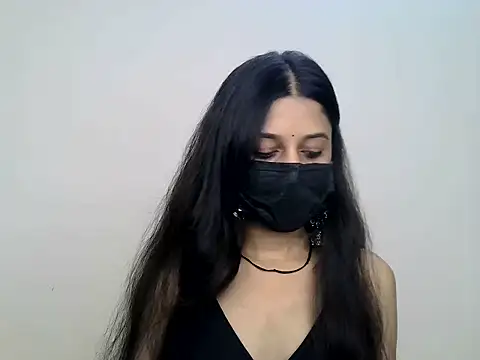 Snapshot of GUDIYA_BAB chatting on 09-09-25, 06:02 GUDIYA BAB online show from 09-09-25, 06:02