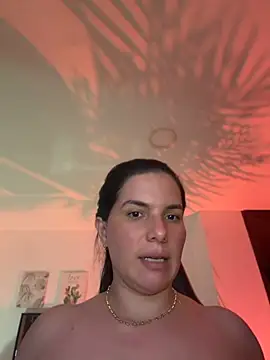 Snapshot of carol_cruz133 chatting on 07-24-26, 11:25 carol cruz133 online show from 07-24-26, 11:25