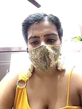 Tamil-Meenu12 online show from 09-17-25, 06:48