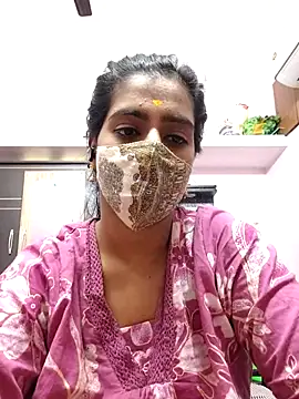 Tamil-Meenu12 online show from 03-18-26, 06:49