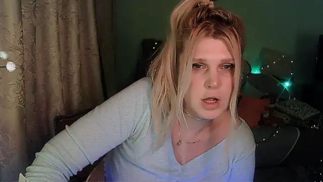 TsPostophere online show from 12-20-24, 01:54