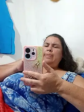 yaneth  online show from 11-23-25, 11:48